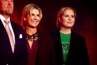 La princesa Amalia se pone el vestido más elegante de su madre, la reina Máxima de Holanda