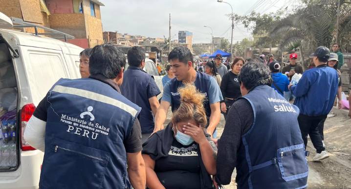 Pamplona Alta: más de 100 personas fueron atendidas por el Minsa tras incendio en San Juan de Miraflores 