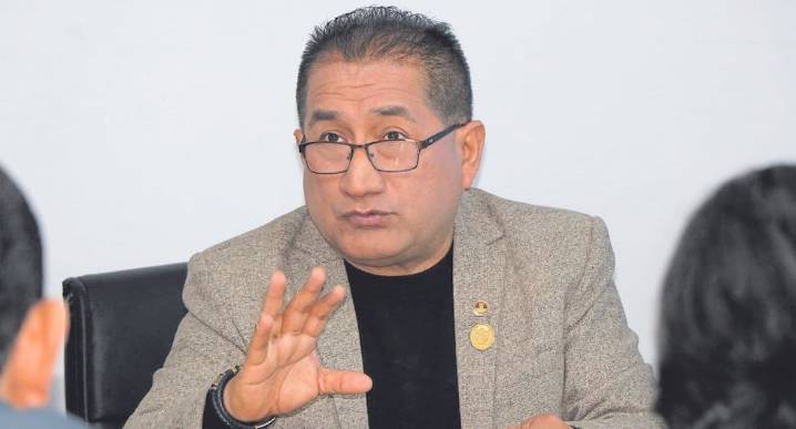 La Libertad: Aníbal Morillo renuncia a la Gerencia Regional de Salud tras denuncia