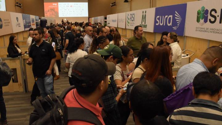 Desempleo en Colombia cayó al 8,2 % en septiembre, según el Dane