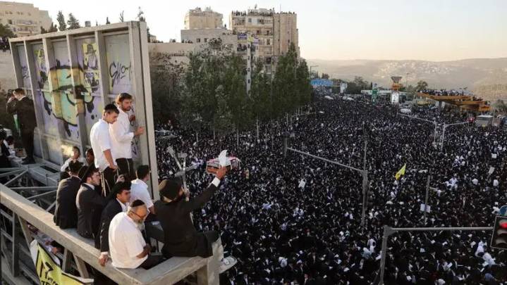 Ultraortodoxos toman Jerusalén contra el servicio militar: "Nos tratan como criminales" [FOTOS]