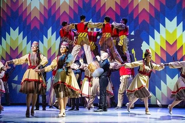 Festival por el 65º aniversario de la Compañía Kaiané en El Nacional