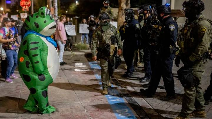Protest frogs vs. MAGA media influencers: the info war over ICE in Portland and Chicago