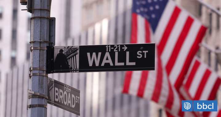 Wall Street se fue a rojo después de que Trump amenazara con aumentar los aranceles a productos chinos