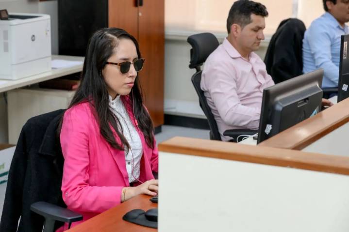 Por primera vez una persona con discapacidad visual trabajará en el TC