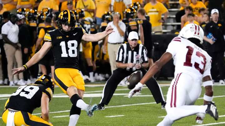 Iowa football's Drew Stevens breaks Hawkeyes record for career FGs