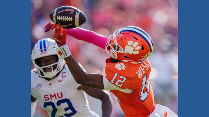 Clemson receiver, Midlothian native Bryant Wesco Jr. hospitalized after landing awkwardly on neck