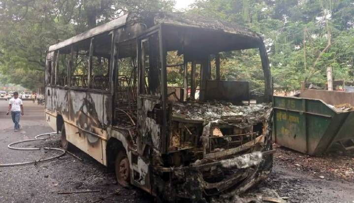 Bus Blaze In Andhra: 19 Passengers Saved Their Lives By Breaking Window, Jumping Out; 11 Dead