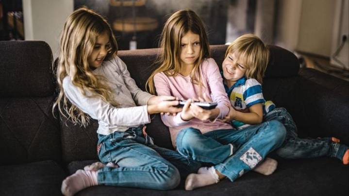 Why sibling rivalries are actually a good thing for kids