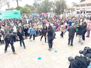 Ejercicio al ritmo de Más AMA: Confusam y adultos mayores se manifiestan por salud y dignidad