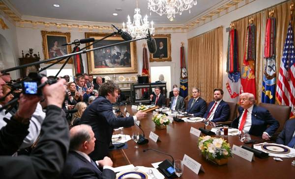 Cumbre en Washington | Trump: "Si Milei no gana las elecciones no seremos generosos con Argentina"