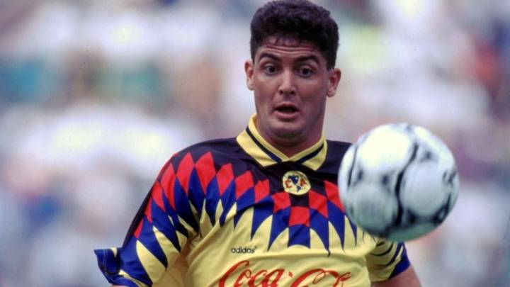Fallece a Edu Manga: El brasileño con la asistencia de rabona más famosa del Clásico Nacional