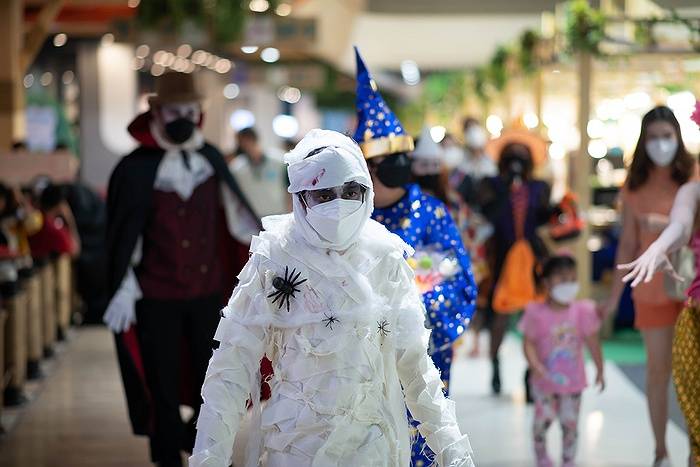 Residents Invited to Oyster Bay Halloween Ghost Walk & Dance Party Nov. 1