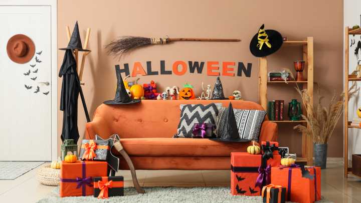 Turn Any Candle Into Halloween Decor With This Easy DIY That Uses A Common Household Item