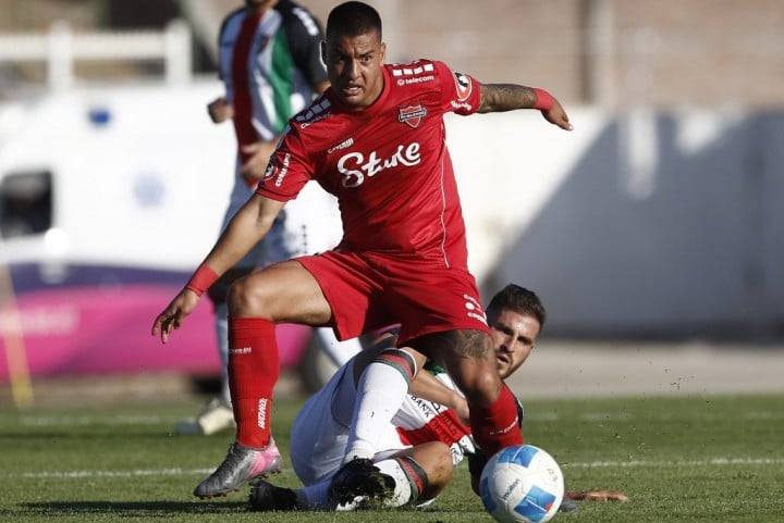 Deportes La Serena y Ñublense continúan con la emoción del fútbol nacional