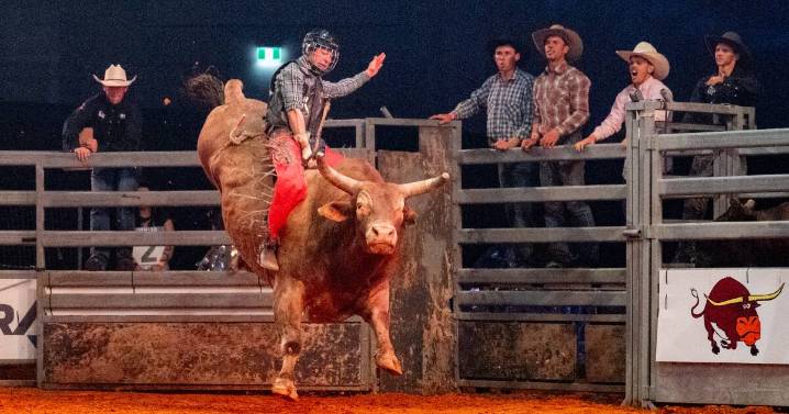 Island Stampede raises $120K for children's ward