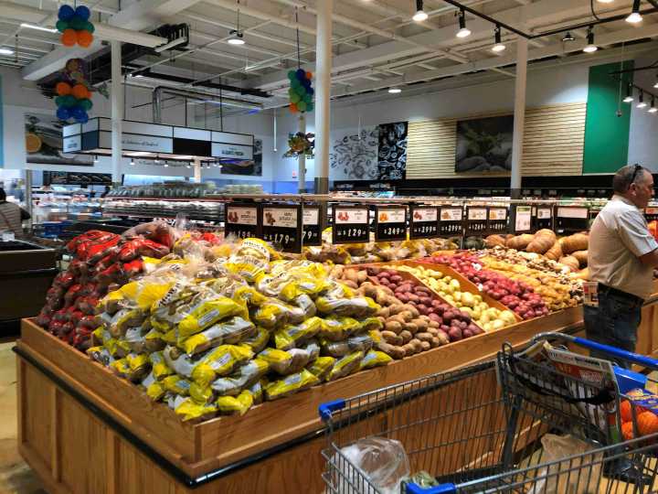 Millones de estadounidenses enfrentan inseguridad alimentaria ante la suspensión de fondos del programa SNAP