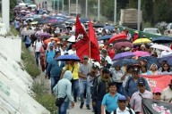 Bloquea CNTE vías y dependencias en estados