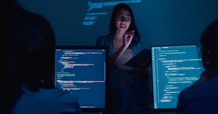 What's the One Non-Negotiable for Career Growth? Lifelong Learning