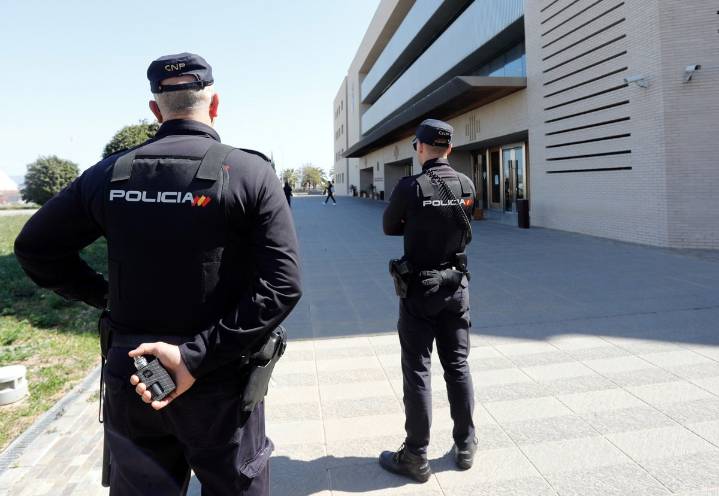Hallan el cadáver de un hombre en un contenedor de basura en la ciudad de Castellón