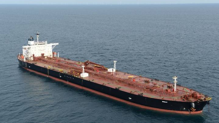 Captain of oil tanker linked to Russia's shadow fleet will face trial in France