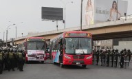 Transportistas de “El Rápido” bloquean Panamericana Norte en protesta por asesinatos y extorsiones
