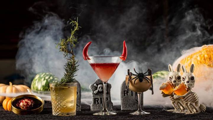 21 Bewitching Halloween Cocktails That’ll Cast A Spell On Your Guests
