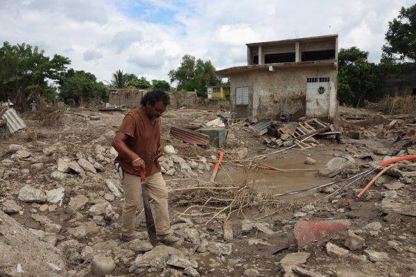 Mexico Faces Backlash As Dozens Remain Missing After Floods