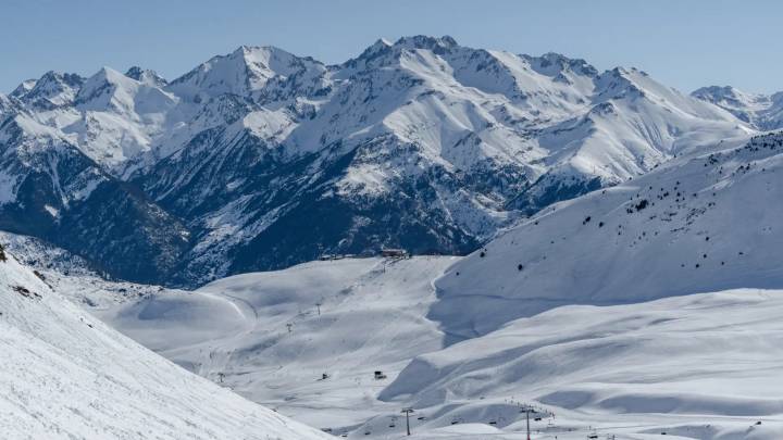 Los viajes a la nieve, una realidad gracias a la unión de Renfe, Avanza y el Grupo Aramón