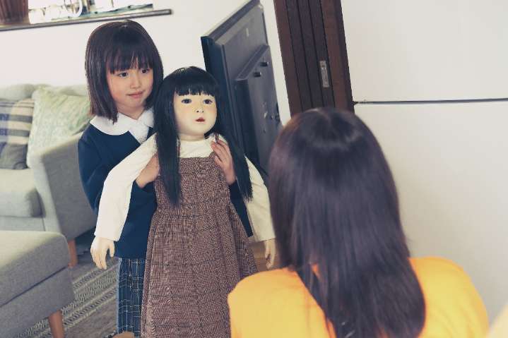 No todas las muñecas están hechas para jugar “Dollhouse: Muñeca Maldita” llega a los cines peruanos