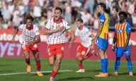 2-1. El Girona coge aire a costa del Valencia con su primera victoria en LaLiga