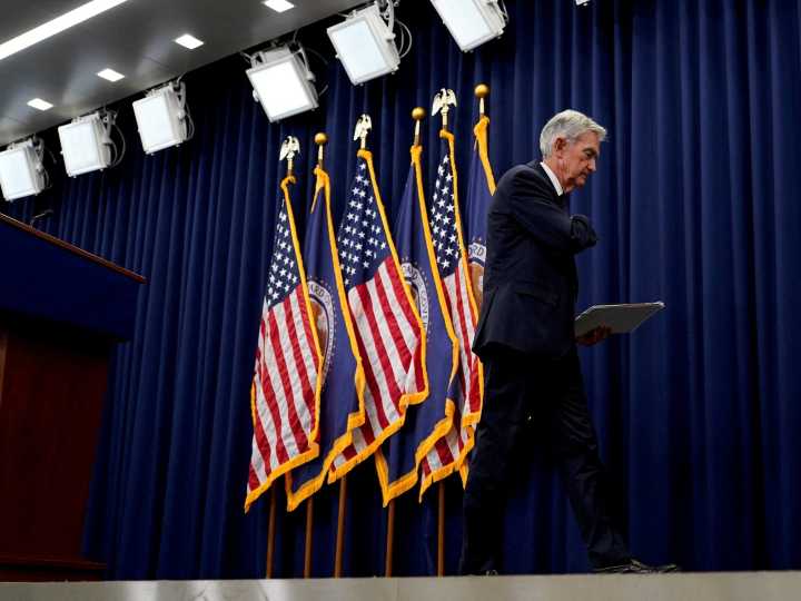 La Reserva Federal baja las tasas por segunda vez en el año en un clima incierto por el cierre del gobierno en EE.UU.