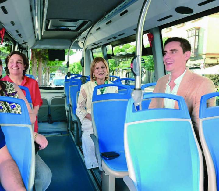 Los microbuses para Jerez intramuros serán híbridos, no eléctricos