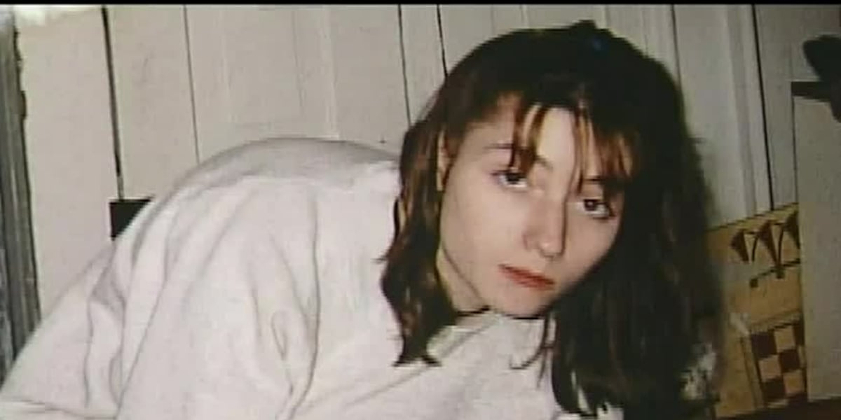 Cold Case: Iowa authorities search former home of woman who disappeared in 1997