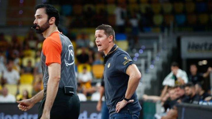 Jaka Lakovic, entrenador del CB Gran Canaria: "Tenemos que afrontar el partido con el Real Madrid como un gran reto"