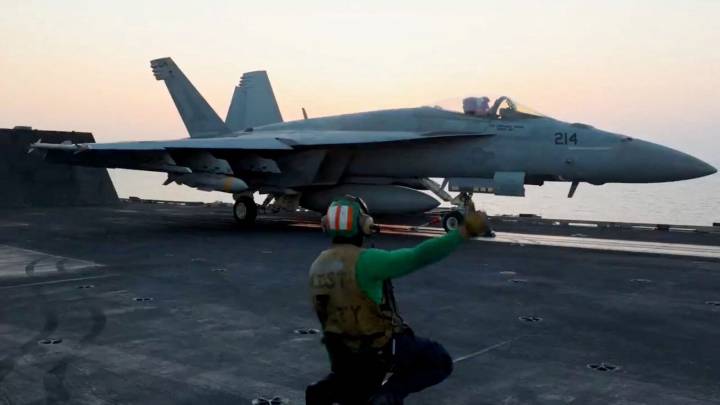 US Navy helicopter, fighter jet crash in South China Sea just 30 minutes apart
