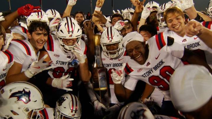 Stony Brook denies Great Danes the Golden Apple Trophy