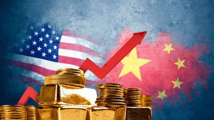 Gold Hits Record High As US-China Trade Woes Escalate; Silver Peaks Too Republic Business