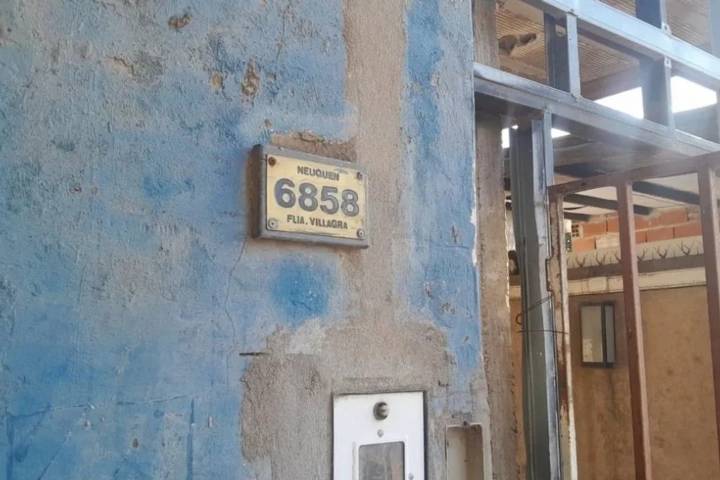Una mujer fue asesinada a puñaladas en Santa Fe y buscan a su ex pareja