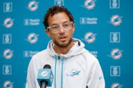Dolphins’ Mike McDaniel Firing Details Emerge After Tua Tagovailoa Benching After a 31-6 blowout loss to the Browns, the Miami Dolphins face mounting pressure on coach Mike McDaniel, with Tua Tagovail