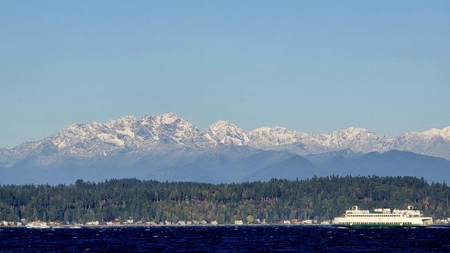West Seattle Blog… | SNOW! Olympics sighting; West Seattle Ski Swap upcoming