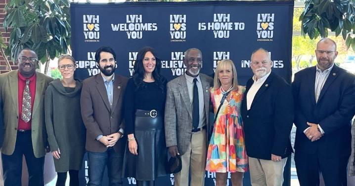 United Airlines adds daily service from Lynchburg to Chicago O'Hare, Dulles Airport