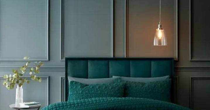 'Gorgeous' Dunelm duvet set wins over shoppers with more than 1,800 five