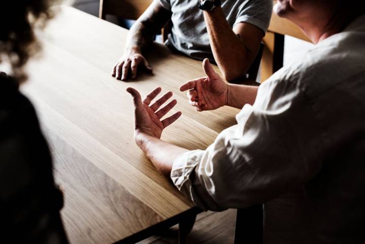 La reunionitis tiene cura. La fórmula 3x2 para revolucionar la semana laboral