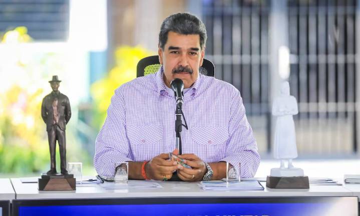 Maduro advierte a EE. UU. que Venezuela posee «más de 5 mil» misiles antiaéreos rusos