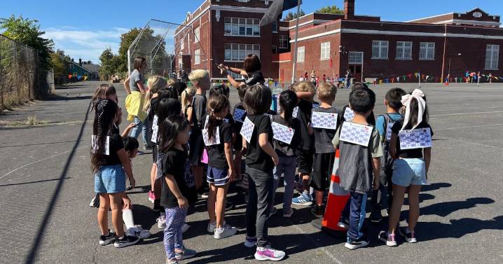 At Rose City Park Elementary, a Vietnamese Dual Language Classroom Is in Turmoil
