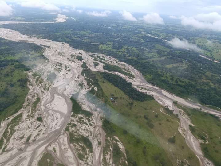 Corporinoquia sobrevoló el río Arauca para evaluar la dinámica hidrológica