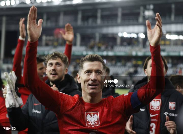 Lewandowski se pierde el Clásico por lesión muscular