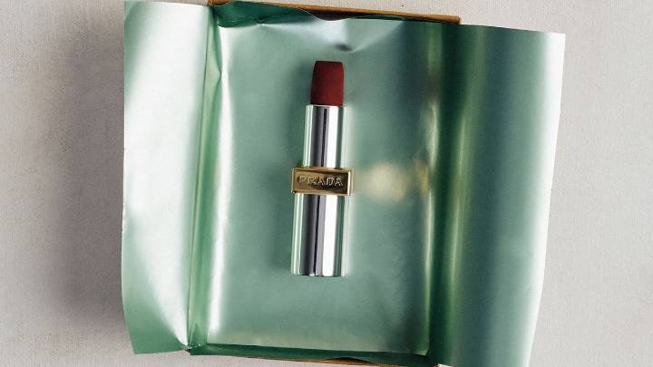 20 Beauty Gifts Every Makeup and Skincare Lover Will Obsess Over