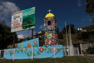 ¡Bienvenida a todo color! Carrizal transforma su entrada con mural que exalta la identidad y la tradición floral